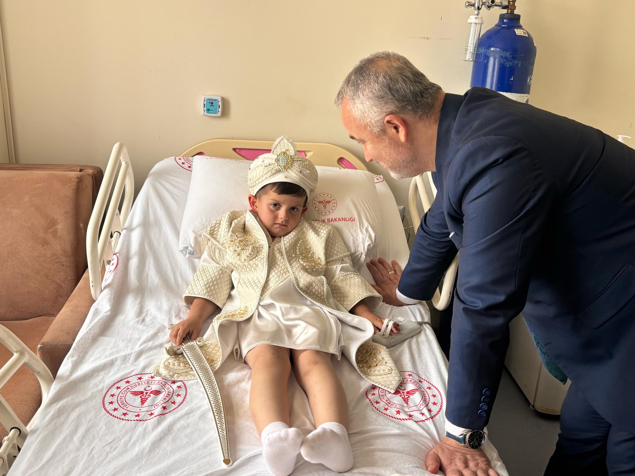 19 Mayıs Belediyesi 16 Senede Binlerce Çocuğu Sünnet Ettirdi.