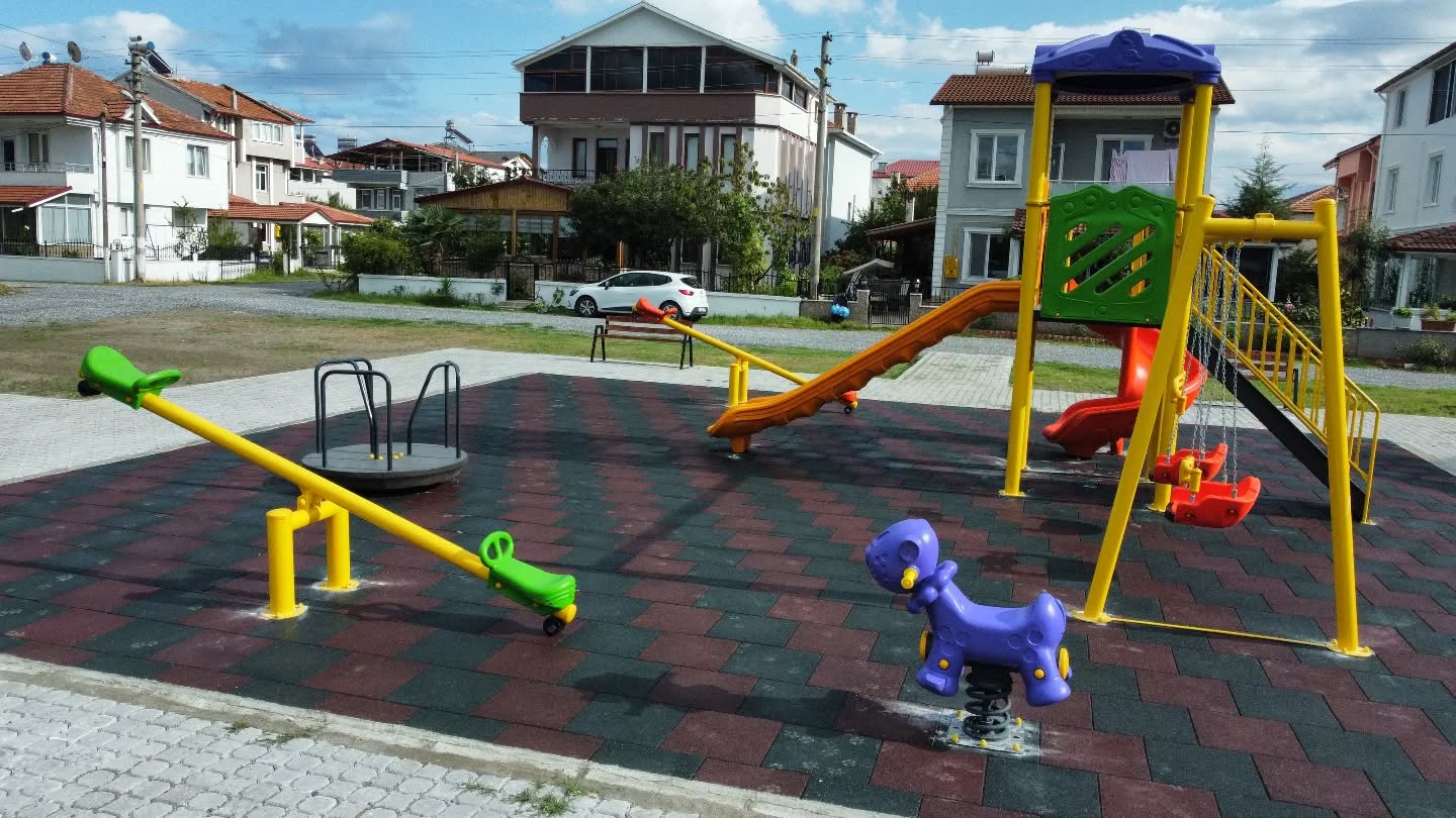 Çocuk Oyun Parkımız Hayırlı Olsun.